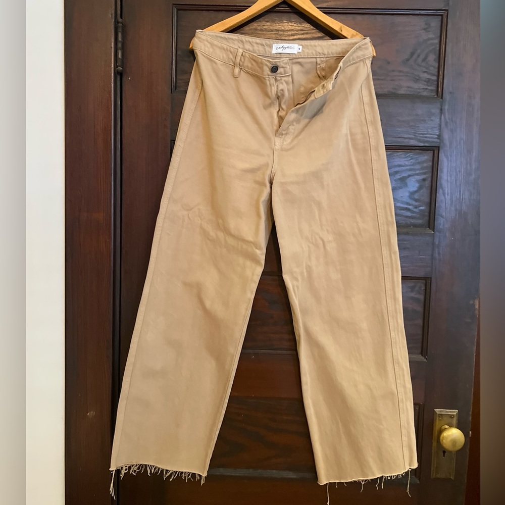 CJLA Jaymee jeans in khaki. High waist, wide leg, raw hem